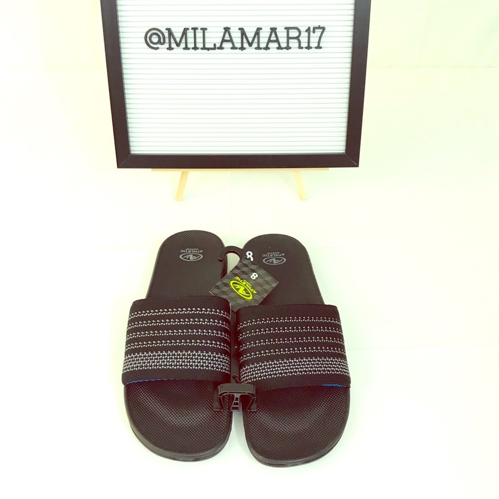 NWT🔥 Athletic Works®️ Men’s Slippers